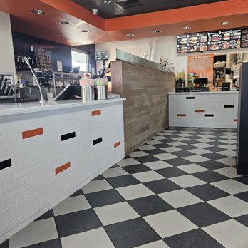 Big Bun Drive In - Venue - Burgers Near Me - Garden City, Idaho Big Bun Drive In - Venue - Burgers Near Me - Garden City, Idaho