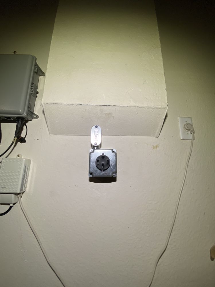 Slide of Tormenta Electric
