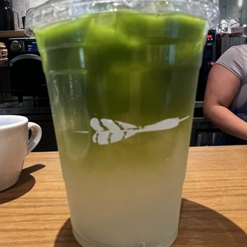 Dart Coffee - Coffee & Tea Near Me - Carpinteria, California