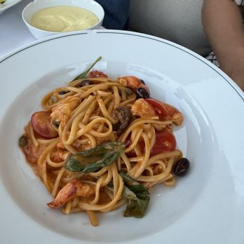 Girafe - Lobster pasta - French Near Me - Paris, 75 Girafe - Lobster pasta - French Near Me - Paris, 75