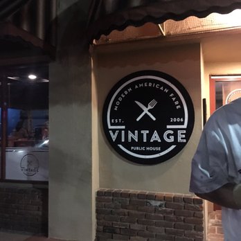Vintage Public House - New American Near Me - Redding, California