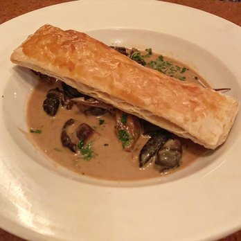 Le Baratin - Escargot - French Near Me - Toronto, Ontario