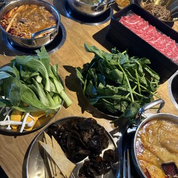 dPot Unlimited - Mala broth and beef broth - Hot Pot Near Me - Irvine, California