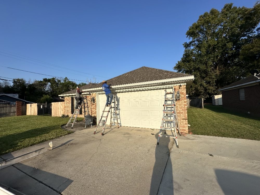 Slide of B&B Roof & Gutter