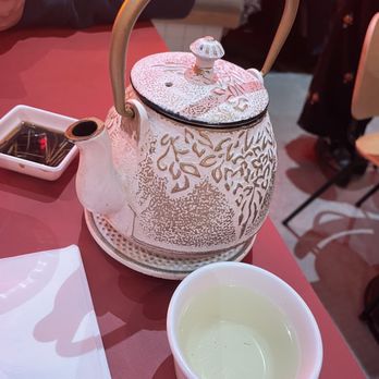 Journey to the Dumpling - Midtown - Chrysanthemum tea - Chinese Near Me - Sacramento, California Journey to the Dumpling - Midtown - Chrysanthemum tea - Chinese Near Me - Sacramento, California