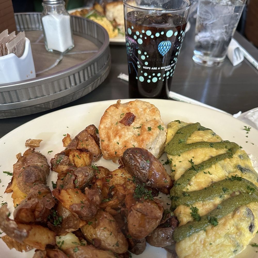 Foragers Canteen - Green Goat Omelette - Tacos Near Me - Sylva, North Carolina