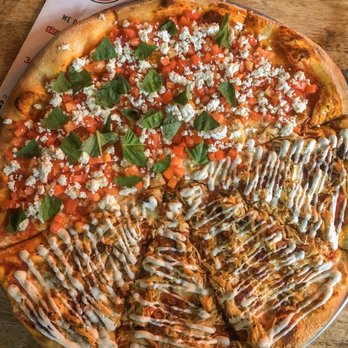 Grafa Pizza - Chicken Bacon Ranch - Pizza Near Me - Miami Beach, Florida