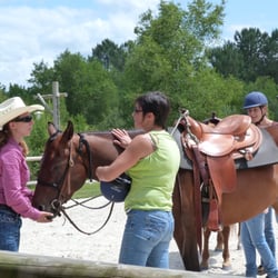 Le Village Western - Cours équitation western camping la rotonde le village western