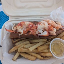 Salty's lobster roll. Salty's lobster roll.