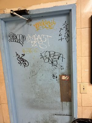 Pho 24 by null