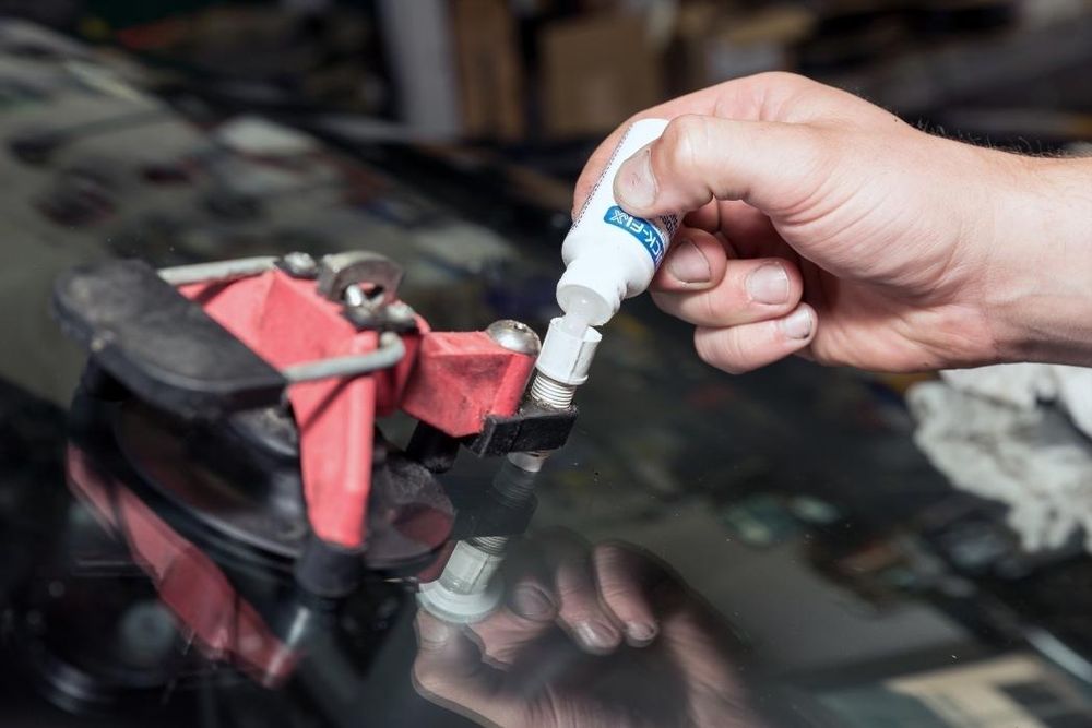 TOM THOMPSON AUTO GLASS Updated September 2024 48 Photos 44135