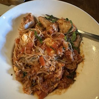 Paesanos 1604 - Capellini Pomodoro with grilled chicken - Italian Near Me - San Antonio, Texas Paesanos 1604 - Capellini Pomodoro with grilled chicken - Italian Near Me - San Antonio, Texas