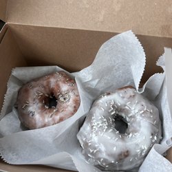 Terrapin Bakery - Coconut key lime and lemon lavender donuts