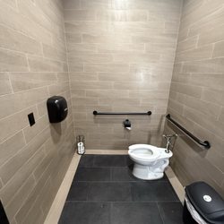 One of the four bathrooms