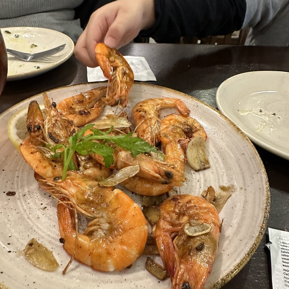 Le Volant Basque - Ordered 2 of the shrimp it was that good. - Basque Near Me - Paris, 75 Le Volant Basque - Ordered 2 of the shrimp it was that good. - Basque Near Me - Paris, 75