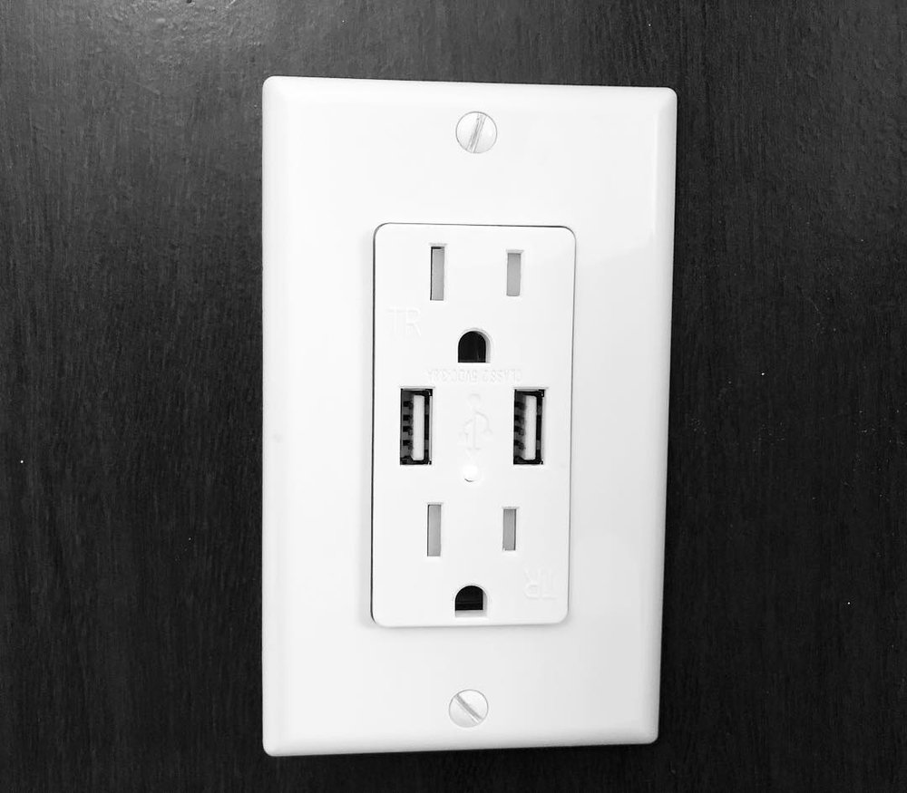 Slide of Delhi Licensed Electrician