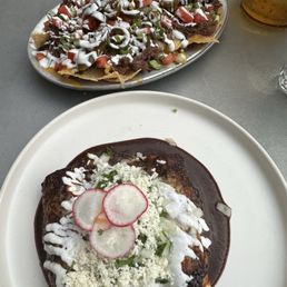 Chicken enchiladas & Nachos