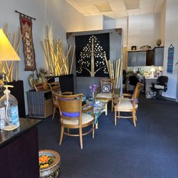 MC Thai Massage - Lobby/waiting area