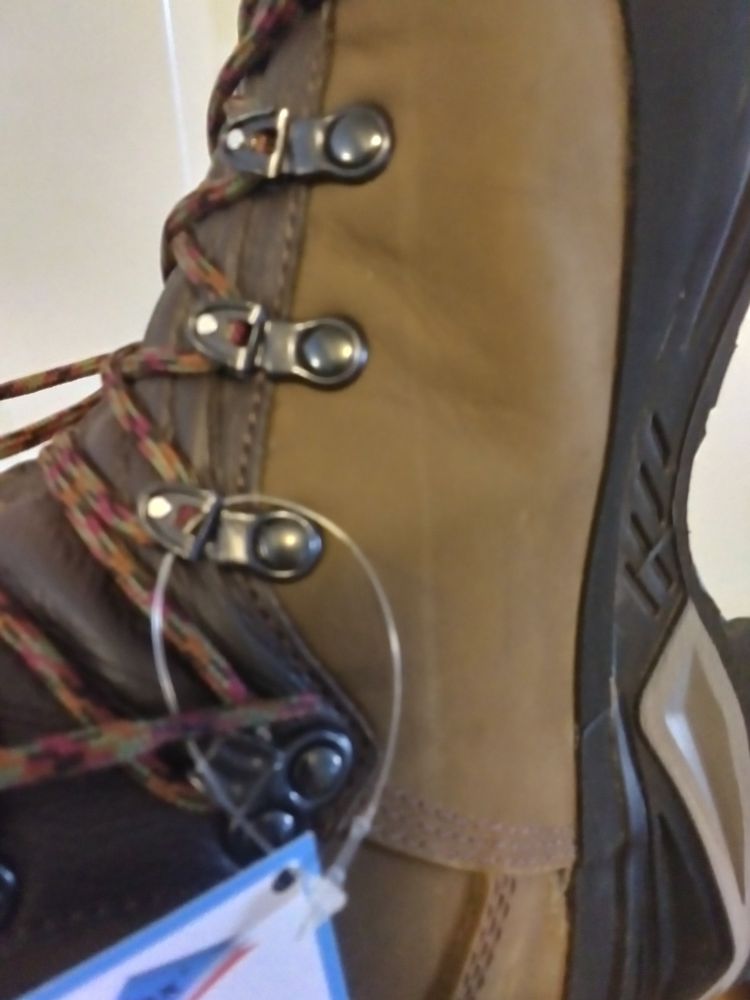 SCHNEE’S BOOT & SHOES Updated September 2024 56 Photos & 25 Reviews