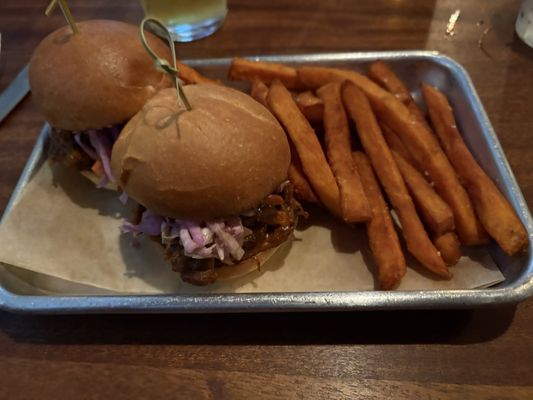 Publick House 23 by null