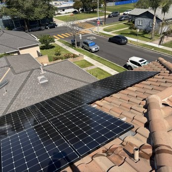 Smart Solar Panel Cleaning Los Angeles - Cleaned panels - Solar Panel Cleaning Near Me