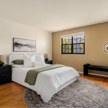 Caliza & Veta - Home Staging Near Me - Downey , California