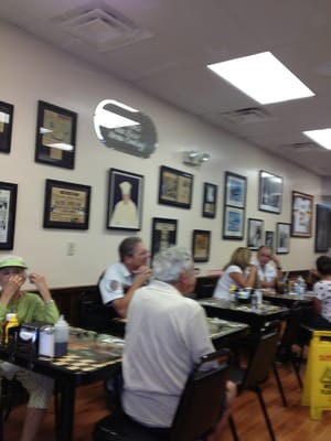 Walter's Coffee Shop by null