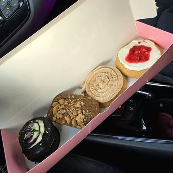 Crumbl - Lufkin - Afterlife Cake, Banana Bread, Churro Cookie, Strawberry Shortcake Cookie - Bakeries Near Me - Lufkin, Texas Crumbl - Lufkin - Afterlife Cake, Banana Bread, Churro Cookie, Strawberry Shortcake Cookie - Bakeries Near Me - Lufkin, Texas