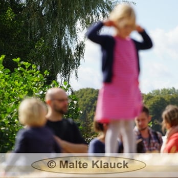 Demeter Gärtnerei Thomas Sannmann - Wenn Du das Bild nicht erkennen kannst, dann brauchst Du eine Brille. :) - Gardeners Near Me - Hamburg, HH