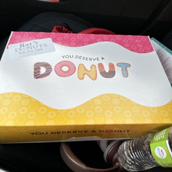Ray's Donuts - Bakeries Near Me - Kansas City, Missouri