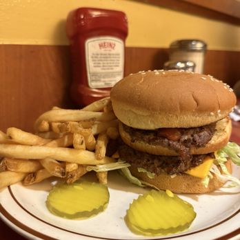 Bob’s Big Boy - Big Boy Burger Combo - American Near Me - Burbank, California