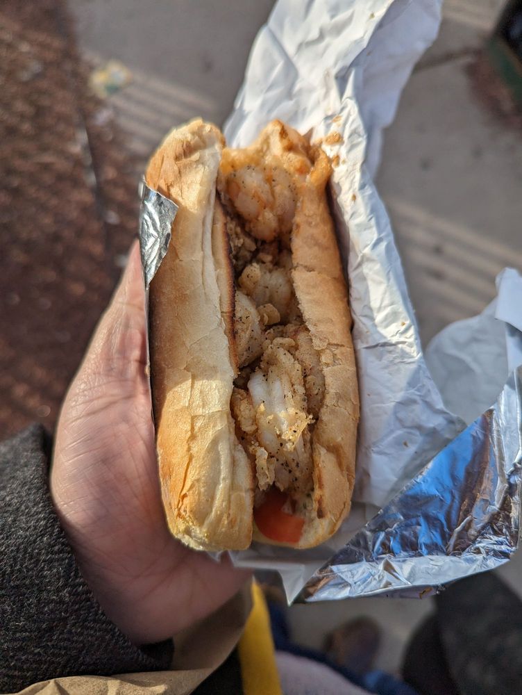 HAGEN’S FISH MARKET Updated October 2024 264 Photos & 325 Reviews