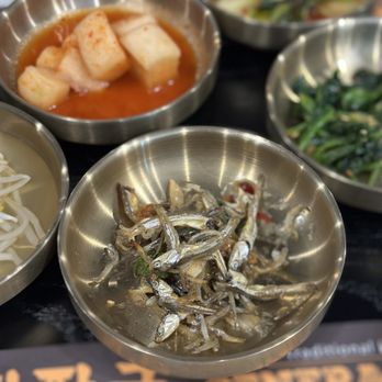 General Hwang Korean Restaurant 황장군 - Noodles Near Me - Gardena, California General Hwang Korean Restaurant 황장군 - Noodles Near Me - Gardena, California
