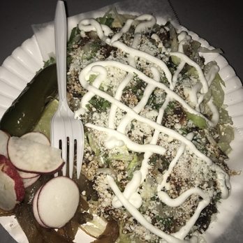 La Fondita - Huarache add sour cream - Food Trucks Near Me - Lodi, California