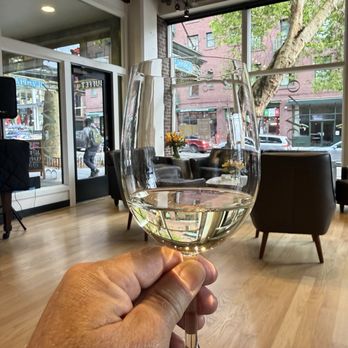 Bacovino - Wine Tasting Room Near Me - Seattle, Washington