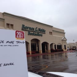 Barnes & Noble - Squee! And look! 20% off!!