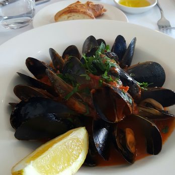 Moda Kitchen And Bar - Wine Bars Near Me - Seddon, VIC Moda Kitchen And Bar - Wine Bars Near Me - Seddon, VIC