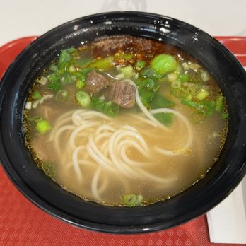 Xi Jiang Qian Hu Noodle - Beef soup with rice noodles (牛肉粉麵) - Noodles Near Me - Queens, New York Xi Jiang Qian Hu Noodle - Beef soup with rice noodles (牛肉粉麵) - Noodles Near Me - Queens, New York
