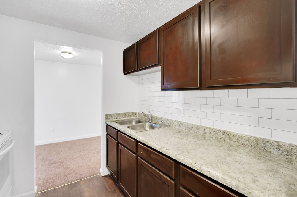 WYOMING CROSSING APARTMENTS Request Information 47 Photos 1905