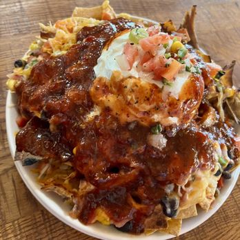 Vintage Brewing - Half order of Nachos - Brewpubs Near Me - Sauk City, Wisconsin