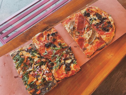 Jules Thin Crust by null