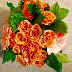 Allen's Flowers & Plants - El Cajon - $27 bouquet with roses