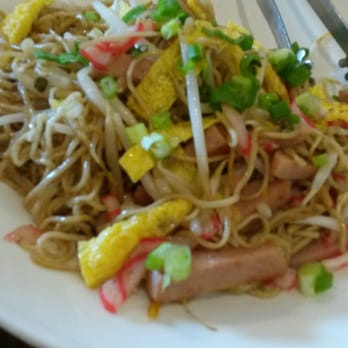 Star Noodle - Fried Saimin--mmm. so good - Asian Fusion Near Me - Lahaina, Hawaii Star Noodle - Fried Saimin--mmm. so good - Asian Fusion Near Me - Lahaina, Hawaii