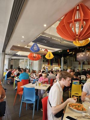 Lulu California Bistro by null