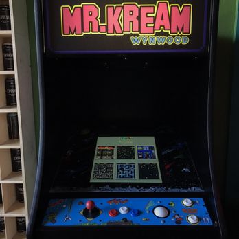 Mr Kream - Old school gamin - Ice Cream & Frozen Yogurt Near Me - Miami, Florida Mr Kream - Old school gamin - Ice Cream & Frozen Yogurt Near Me - Miami, Florida