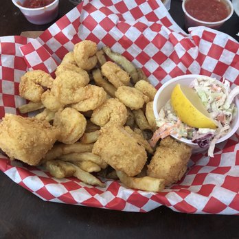 Lobster Cooker - Fried shrimp and scallops - Seafood Near Me - Freeport, Maine