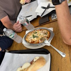 Dino's Cafe