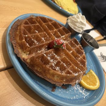 Café Kaila - Waffles - Breakfast & Brunch Near Me - Honolulu, Hawaii Café Kaila - Waffles - Breakfast & Brunch Near Me - Honolulu, Hawaii