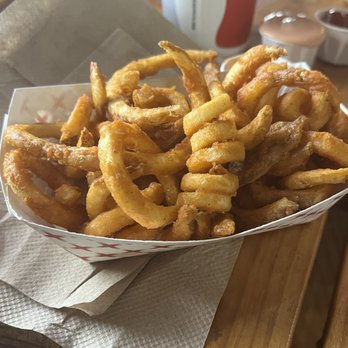 Stan's Burger Shak - Cajun fries - Burgers Near Me - Hanksville, Utah