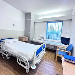 The Sloane Hospital - Private patient bedroom at The Sloane Hospital, Beckenham, supporting comfort, recovery and patient care.